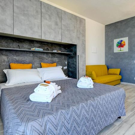 Studio Baldo - Brenzone Holiday Apartments Exterior photo